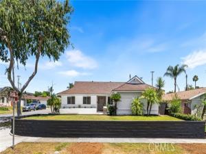 MLS #OC26098825 image #0
