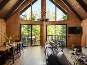 MLS #OC26098971 image #0