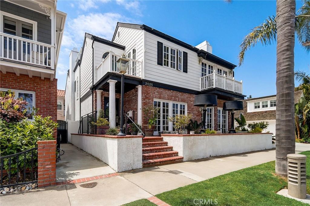 MLS #OC26099898 image #0