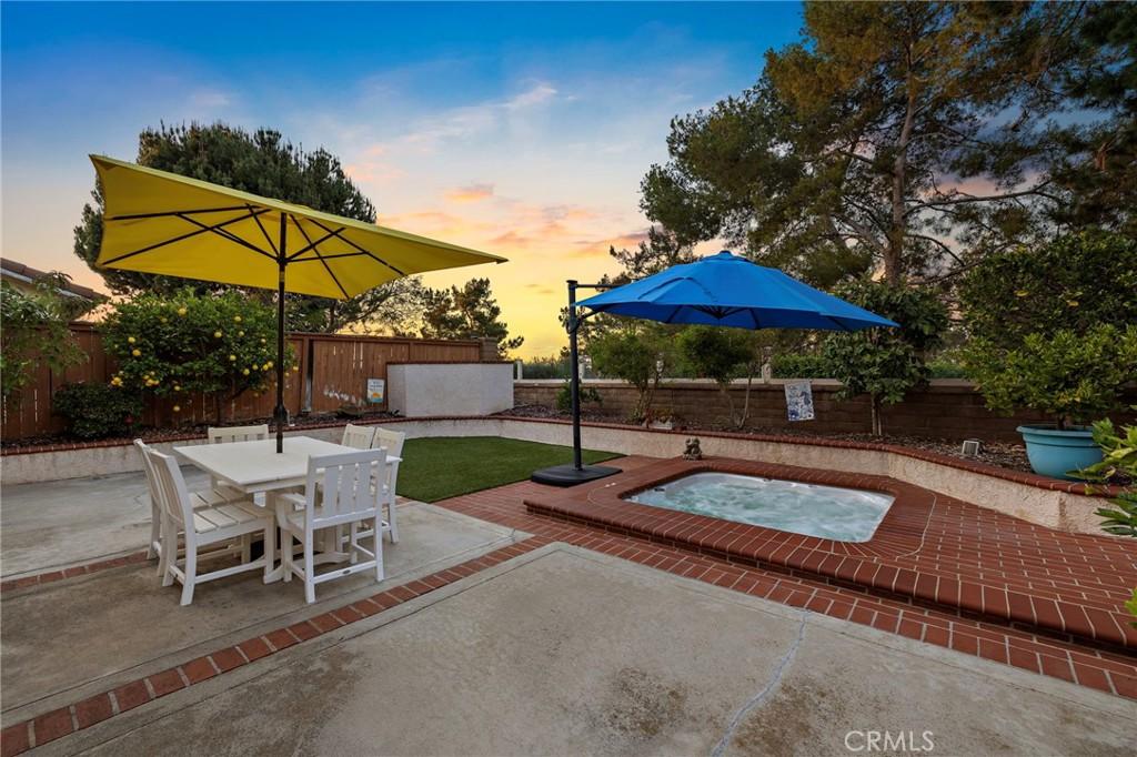 MLS #OC26100560 image #0