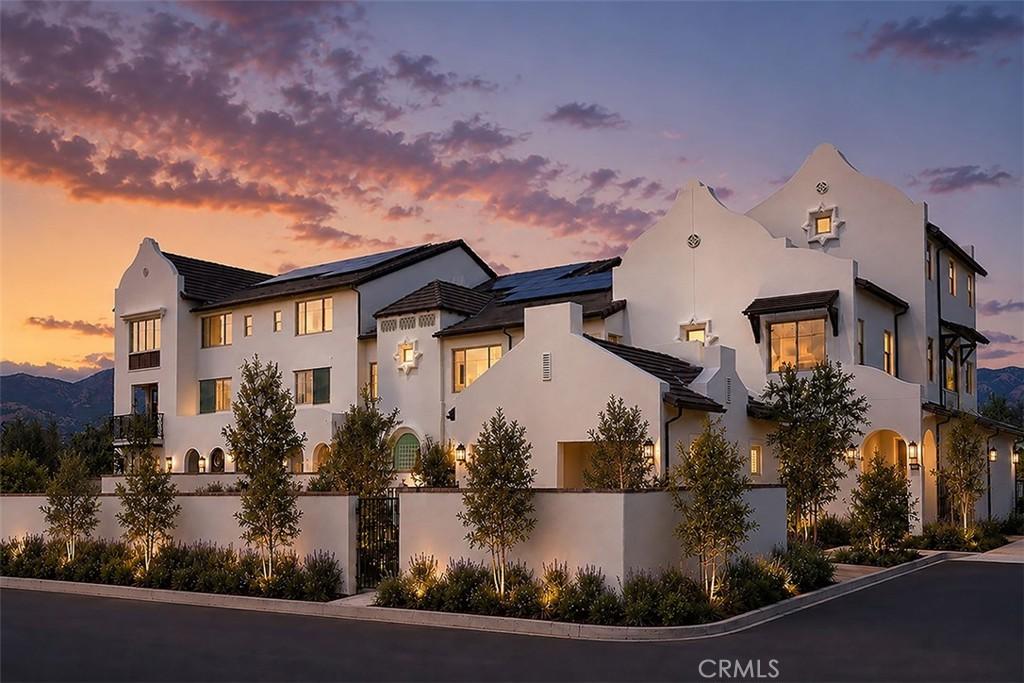 MLS #OC26101043 image #0