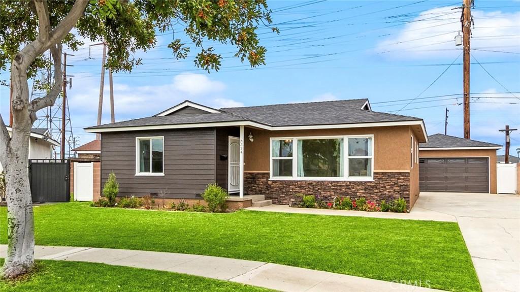 MLS #OC26101148 image #0