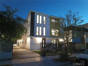 MLS #OC25130414 image #0