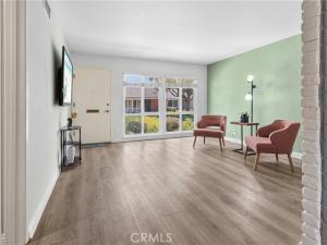 MLS #OC26101637 image #0