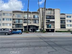MLS #OC26101776 image #0