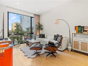 MLS #OC26101831 image #0