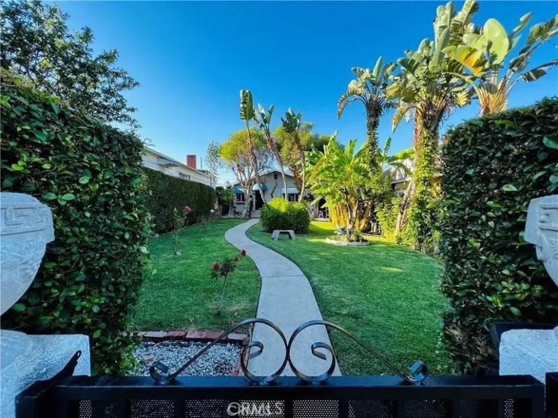 MLS #OC26102372 image #0