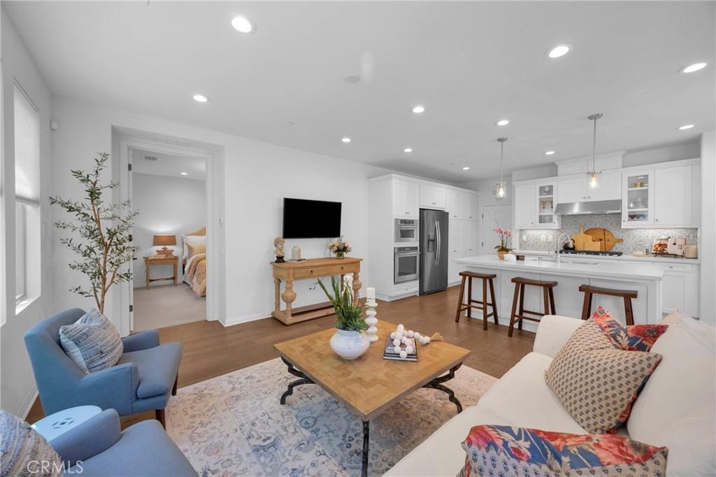 MLS #OC26103436 image #0