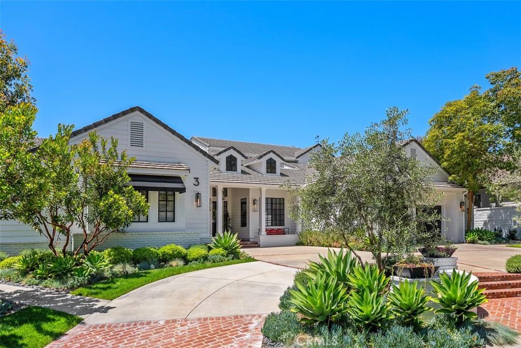 MLS #OC26104134 image #0