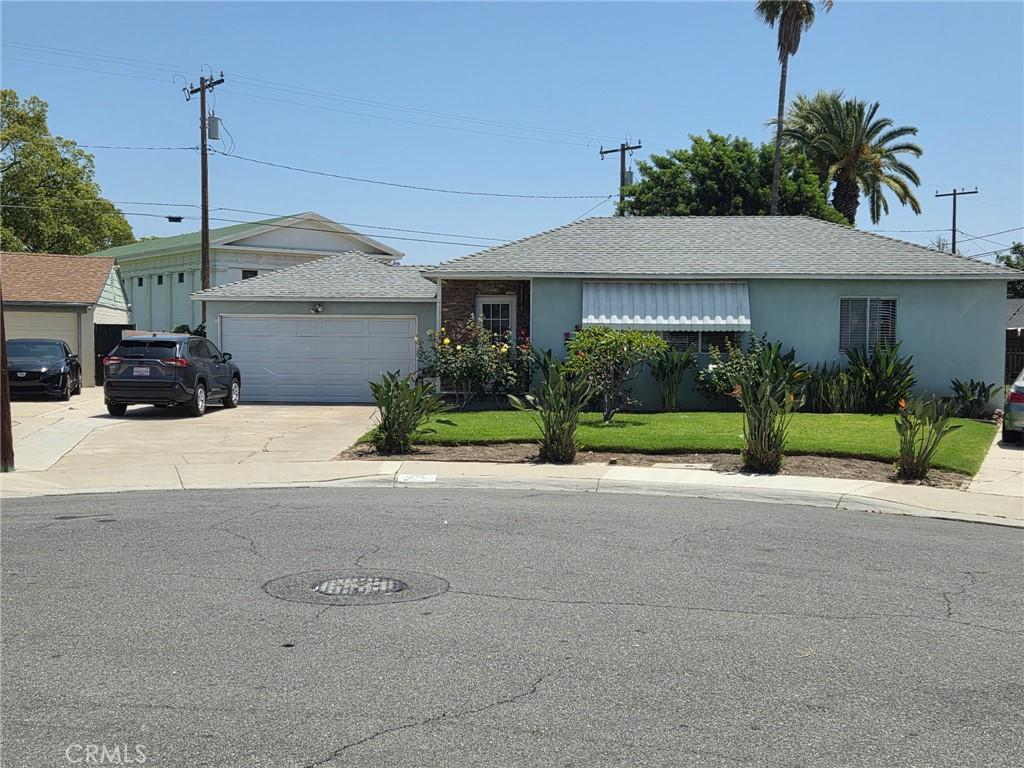MLS #OC26104424 image #0