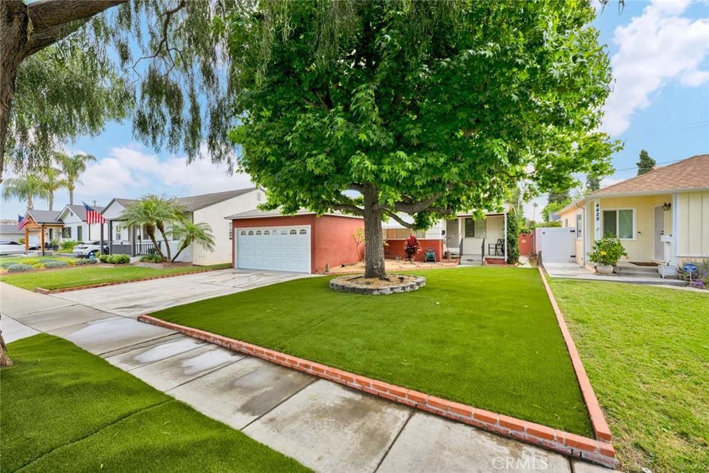 MLS #OC26104510 image #0