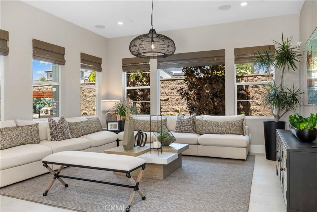 MLS #OC26105445 image #0