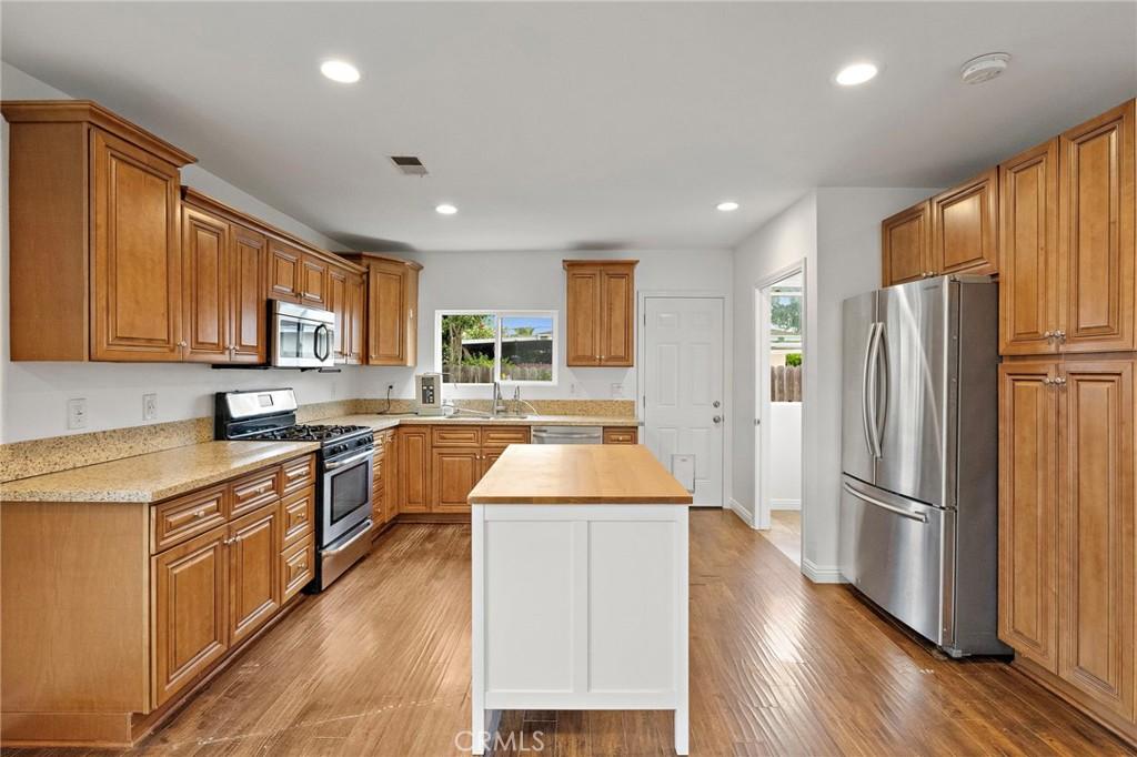 MLS #OC26105819 image #0