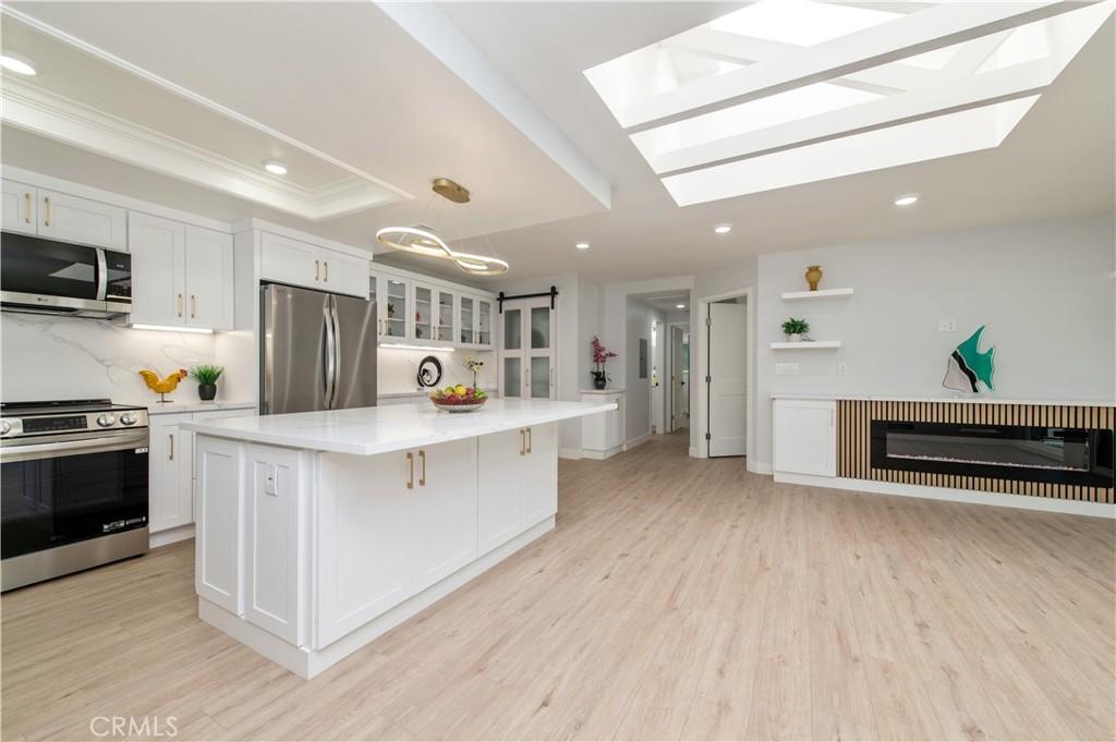 MLS #OC26106904 image #0