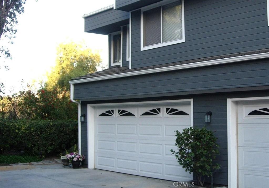 MLS #OC26107118 image #0