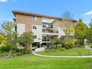 MLS #OC26108364 image #0