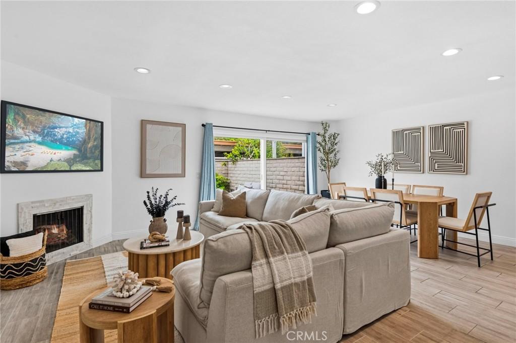 MLS #OC26108770 image #0