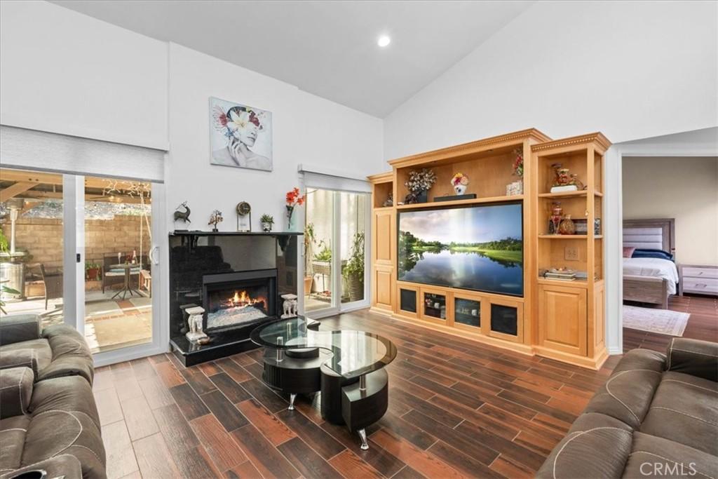 MLS #OC26109066 image #0