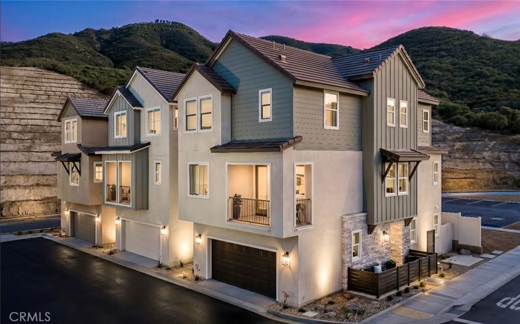 MLS #OC26109180 image #0