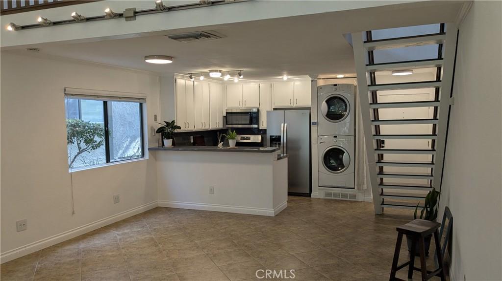 MLS #OC26109875 image #0