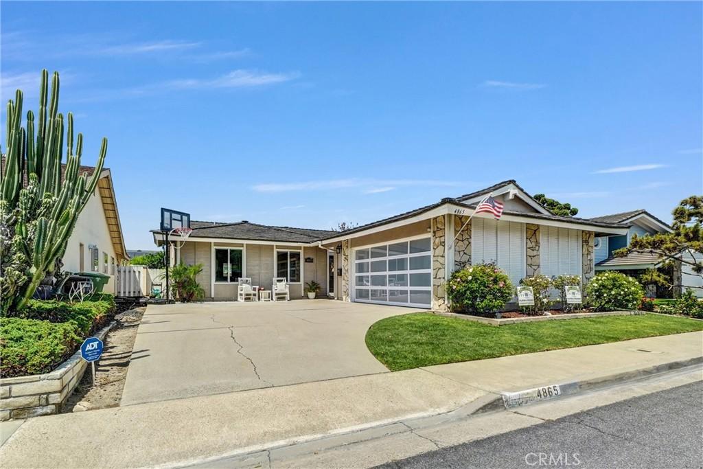 MLS #OC26110253 image #0