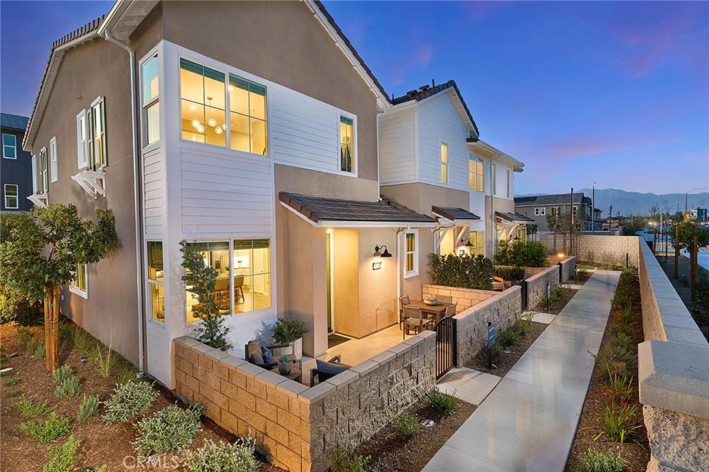 MLS #OC26110322 image #0