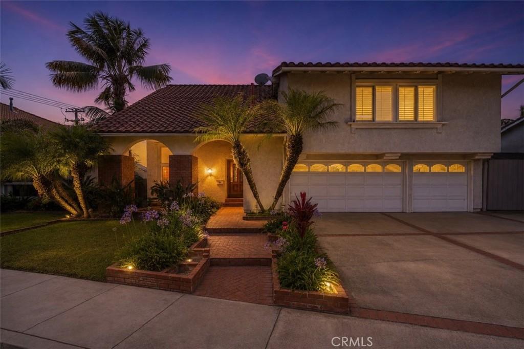 MLS #OC26110443 image #0