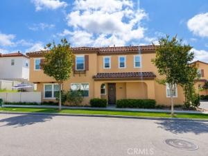 MLS #OC26110561 image #0