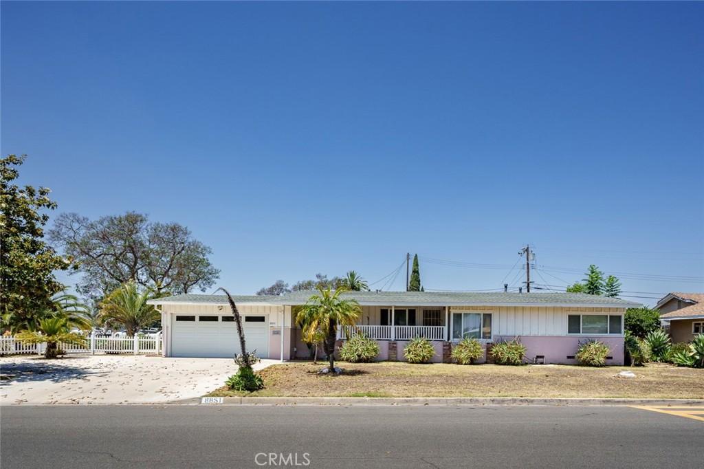 MLS #OC26111206 image #0