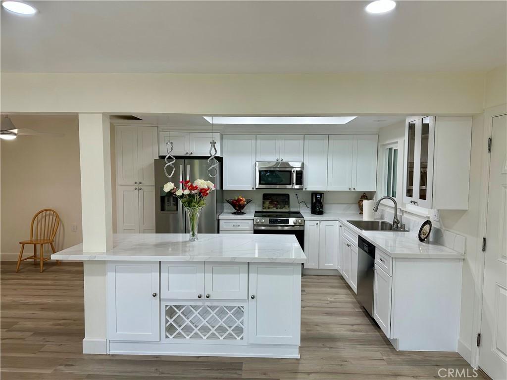 MLS #OC26111221 image #0