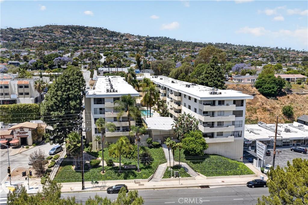 MLS #OC26111744 image #0