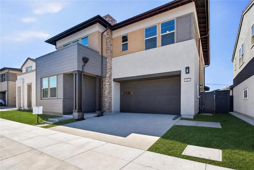 MLS #OC26111923 image #0