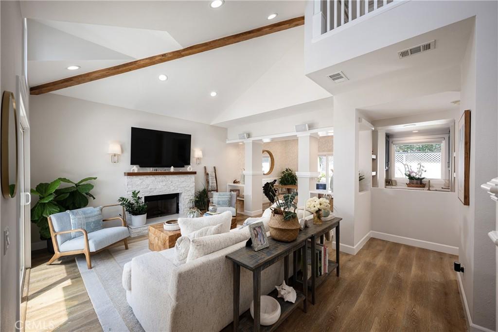 MLS #OC26112887 image #0