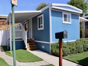 MLS #OC26113805 image #0