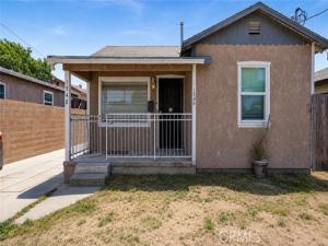 MLS #OC26113977 image #0