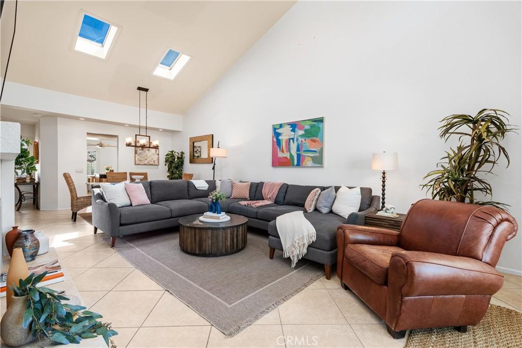 MLS #OC26114225 image #0