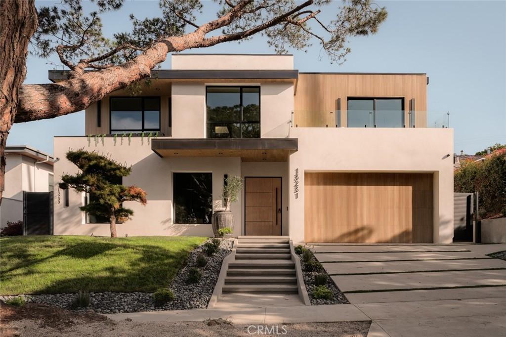 MLS #OC26114654 image #0