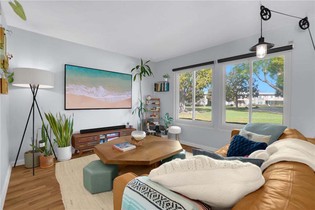 MLS #OC26114704 image #0