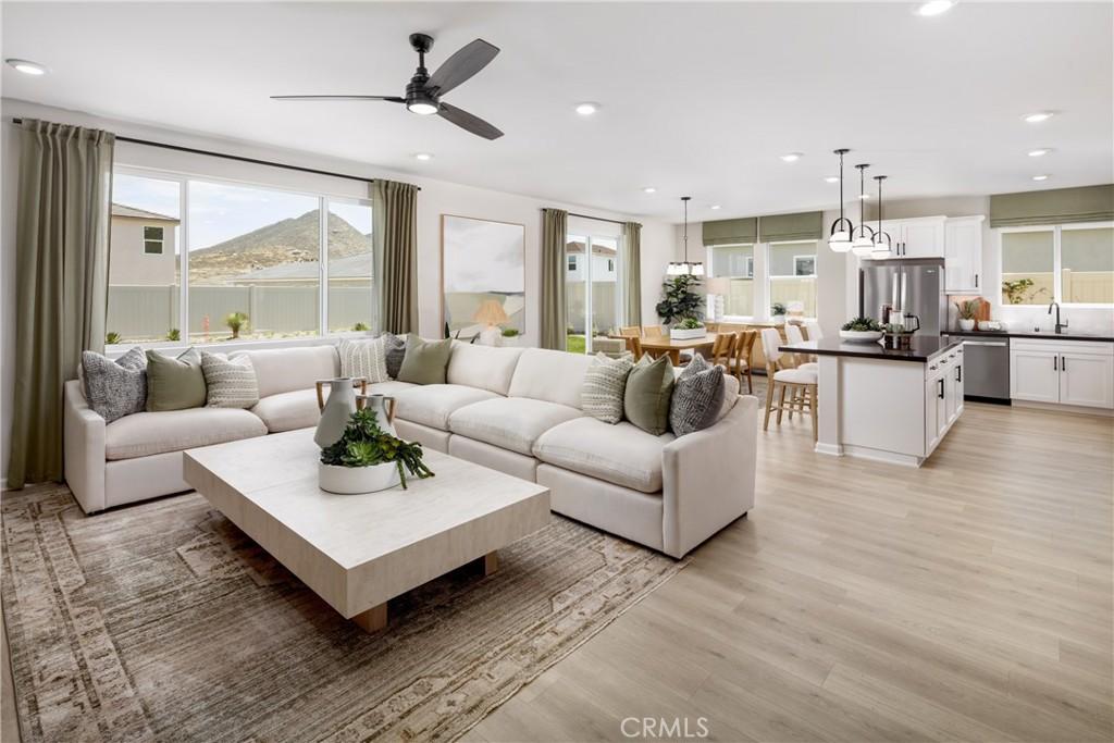 MLS #OC26115057 image #0