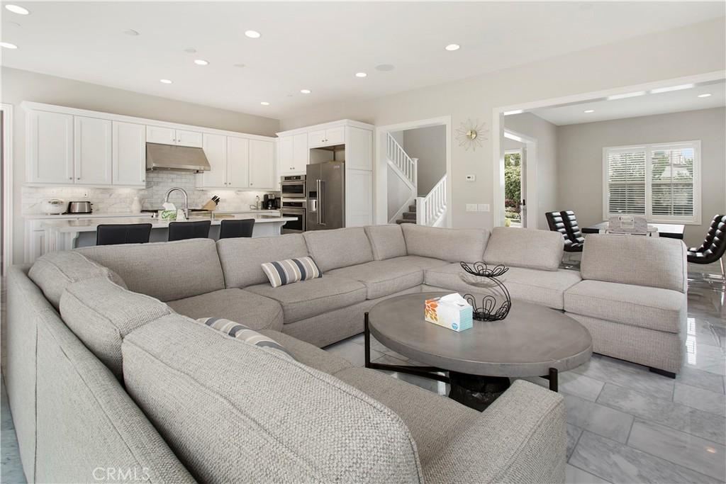 MLS #OC26115379 image #0