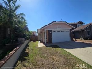 MLS #OC26115723 image #0