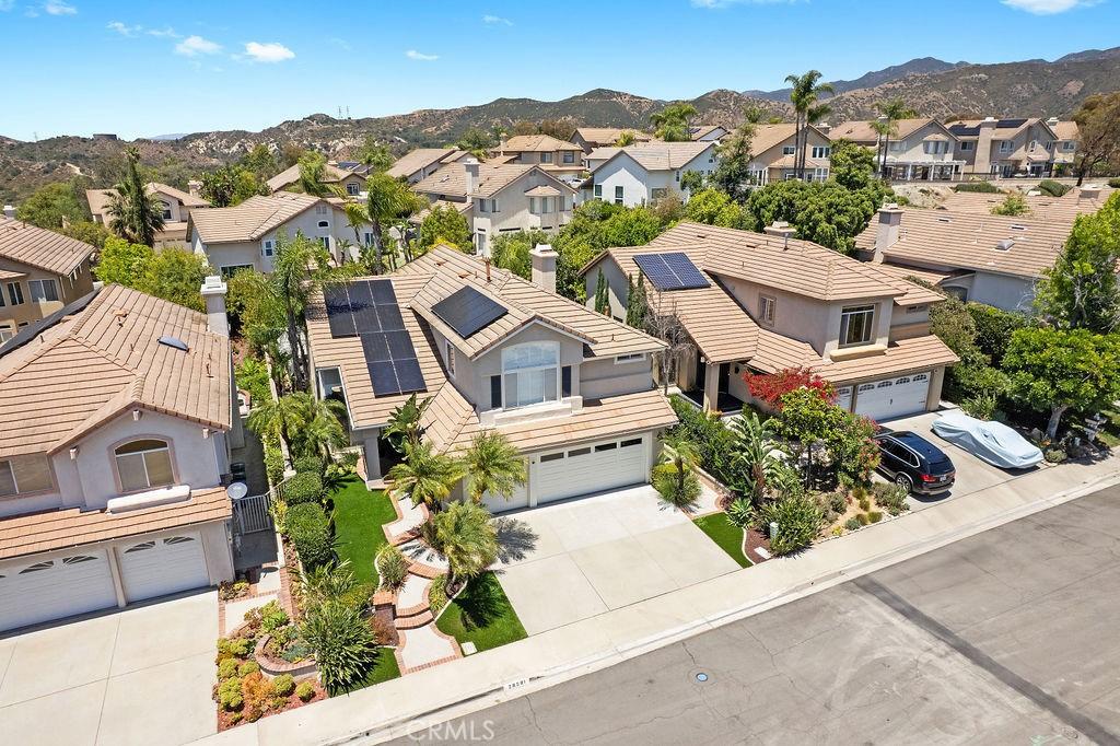 MLS #OC26115735 image #0