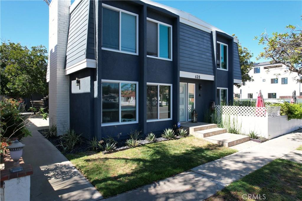 MLS #OC26115847 image #0