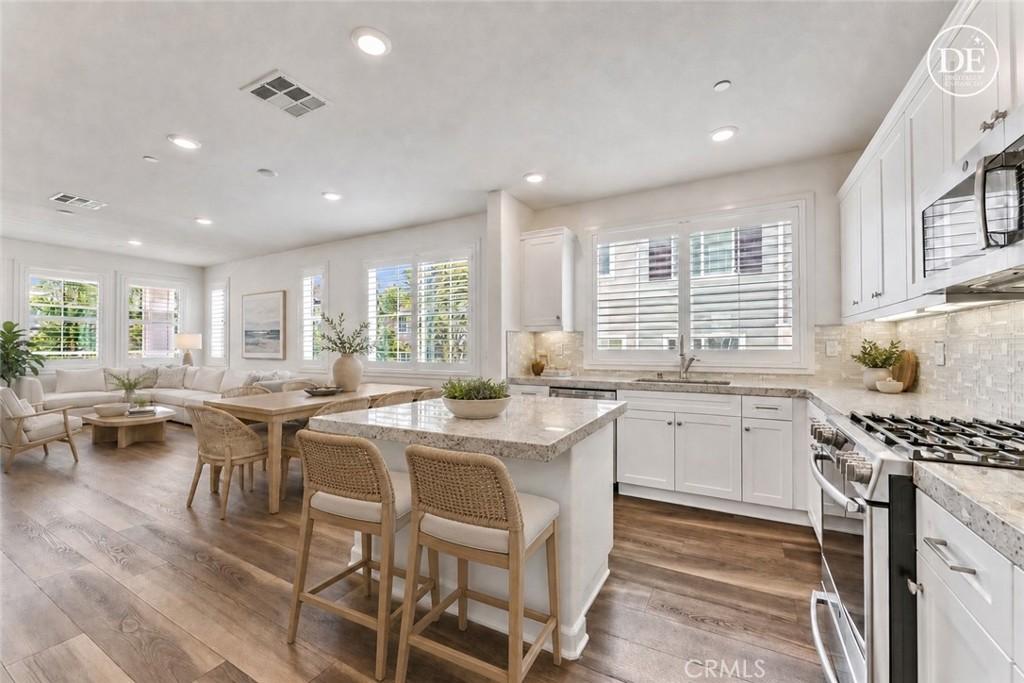 MLS #OC26116465 image #0