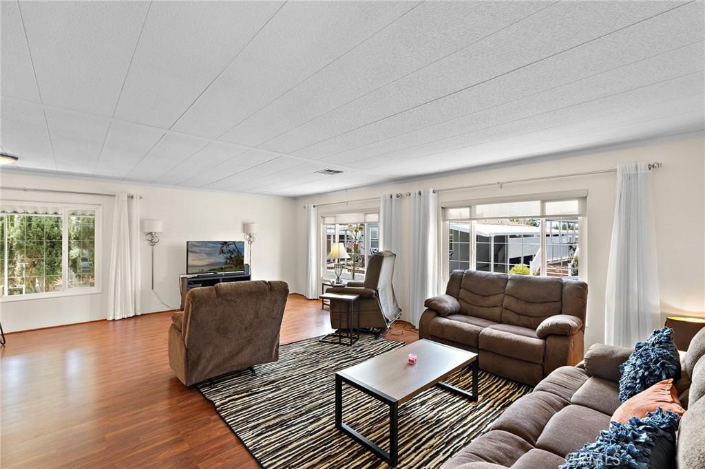 MLS #OC26117513 image #0