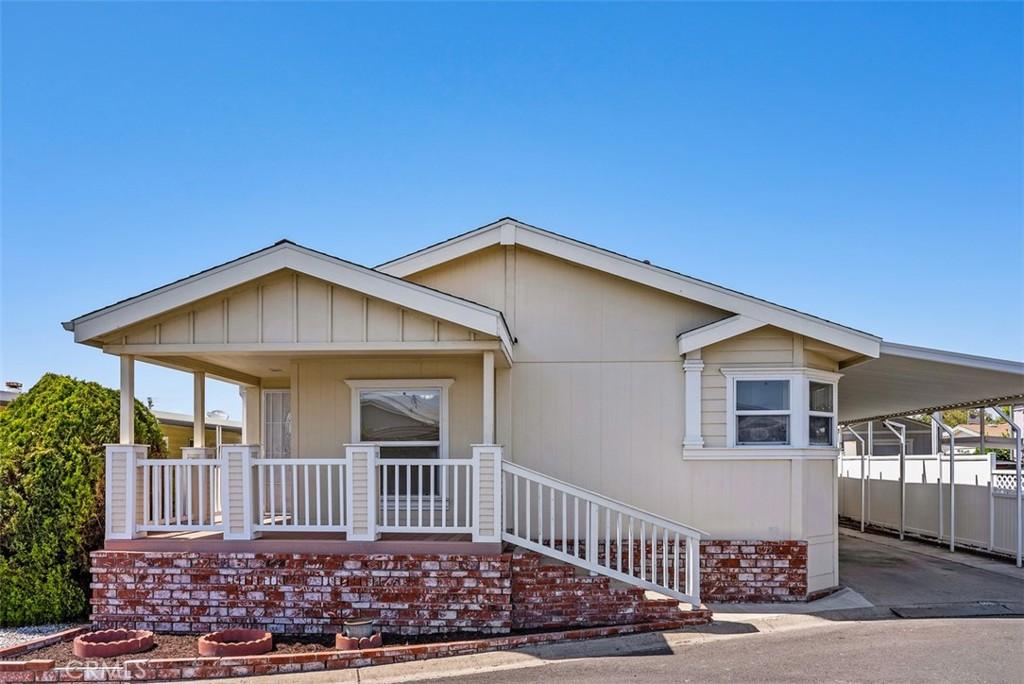 MLS #OC26117966 image #0