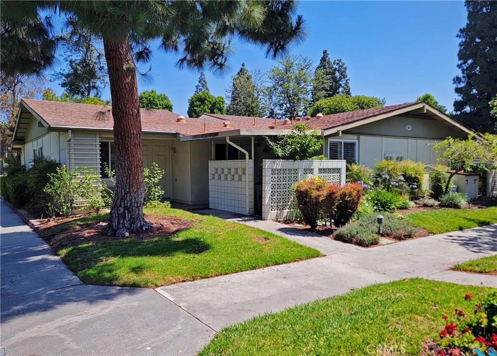 MLS #OC26118009 image #0