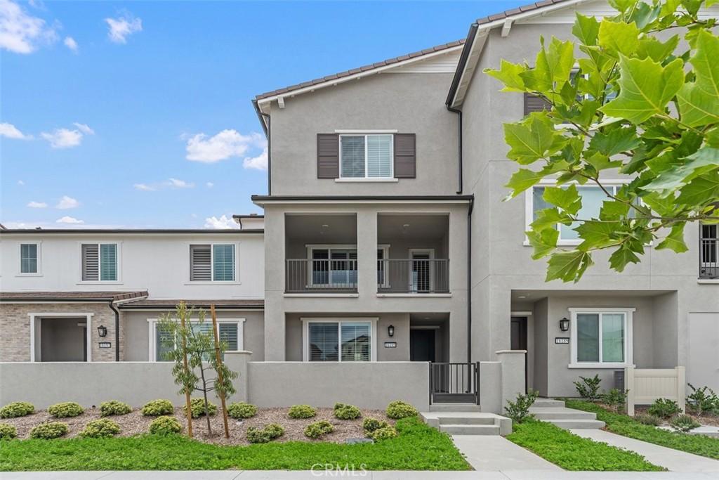 MLS #OC26118048 image #0