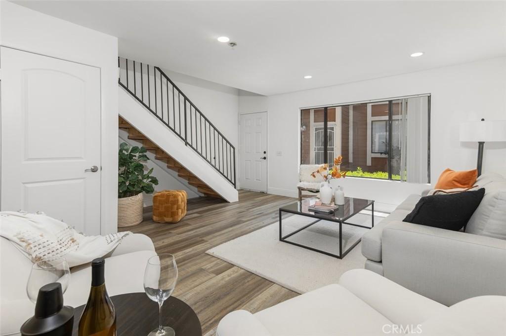 MLS #OC26118180 image #0