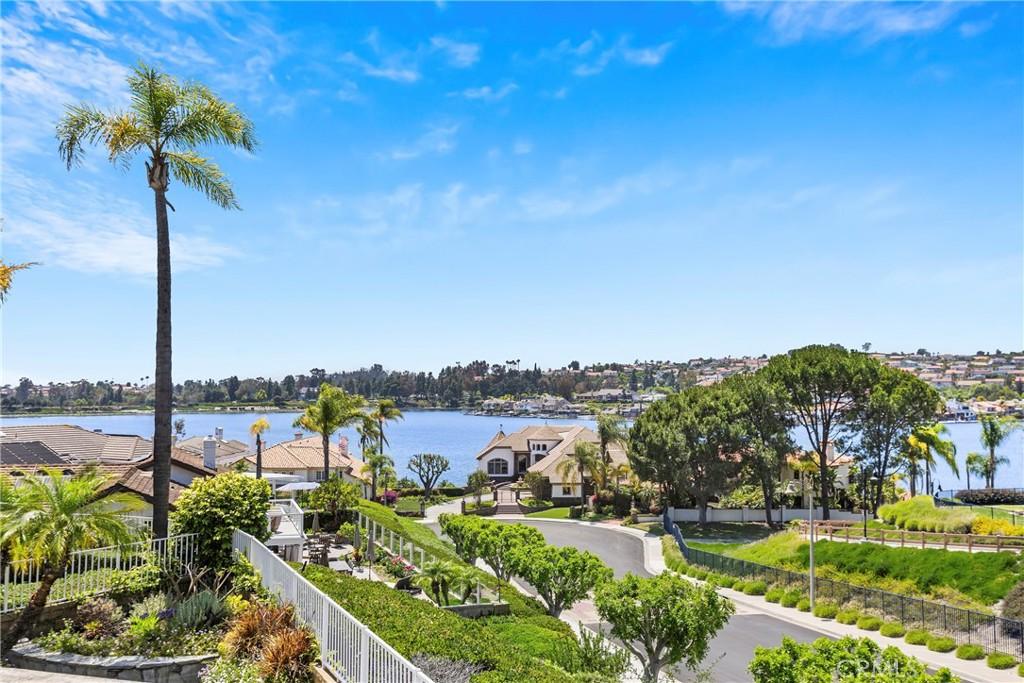 MLS #OC26118281 image #0